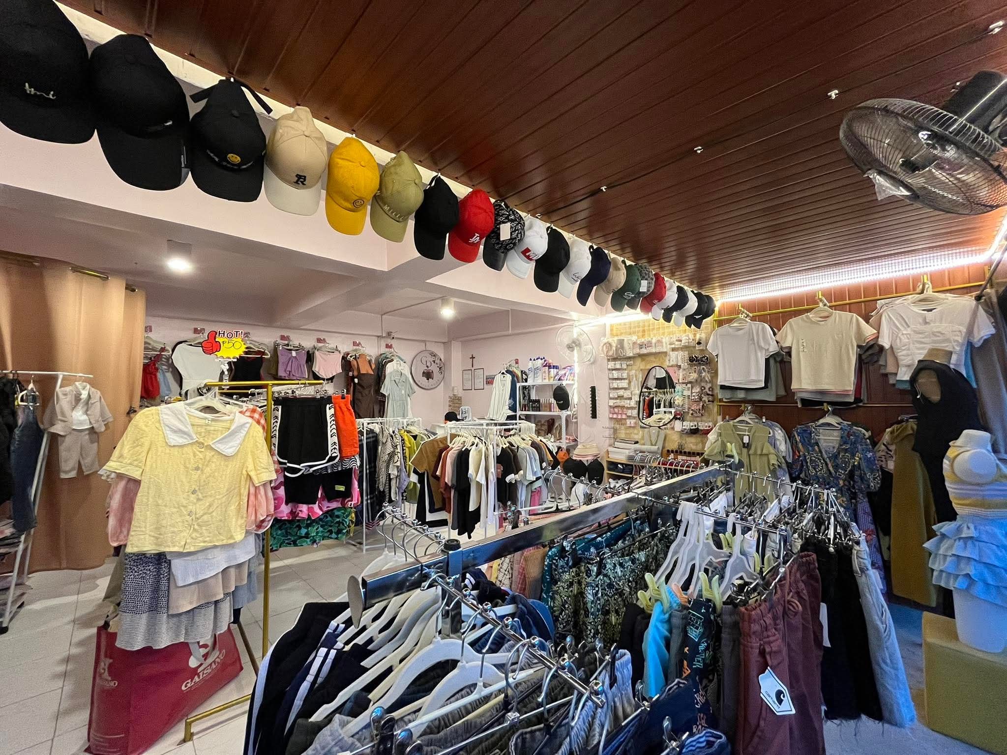 G&D Fashion Boutique store